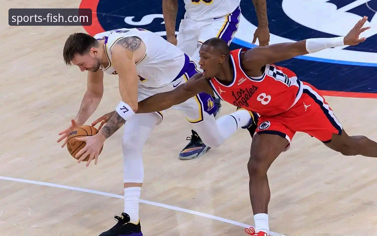 东契奇43分vs步行者顽强反扑：乐鱼体育v2.5.1如何呈现一场进攻盛宴的细节